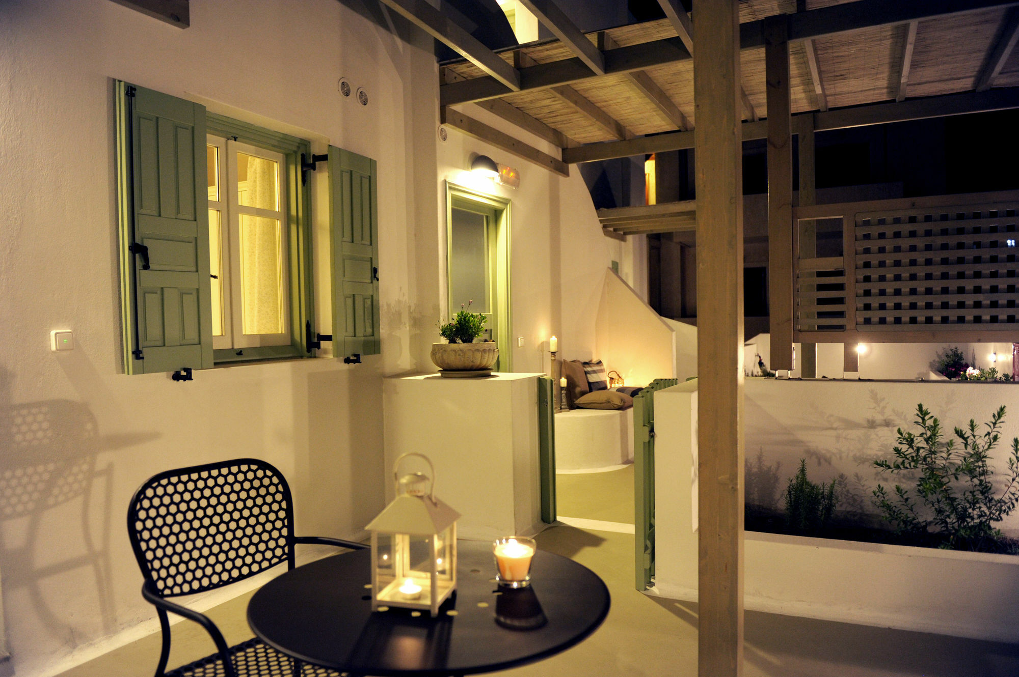 Almyris Hotel Adamantas  Exterior photo